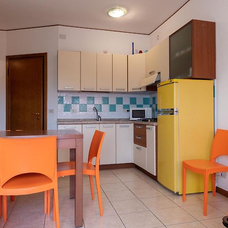 Linz 19 Appartement Bibione Buitenkant foto