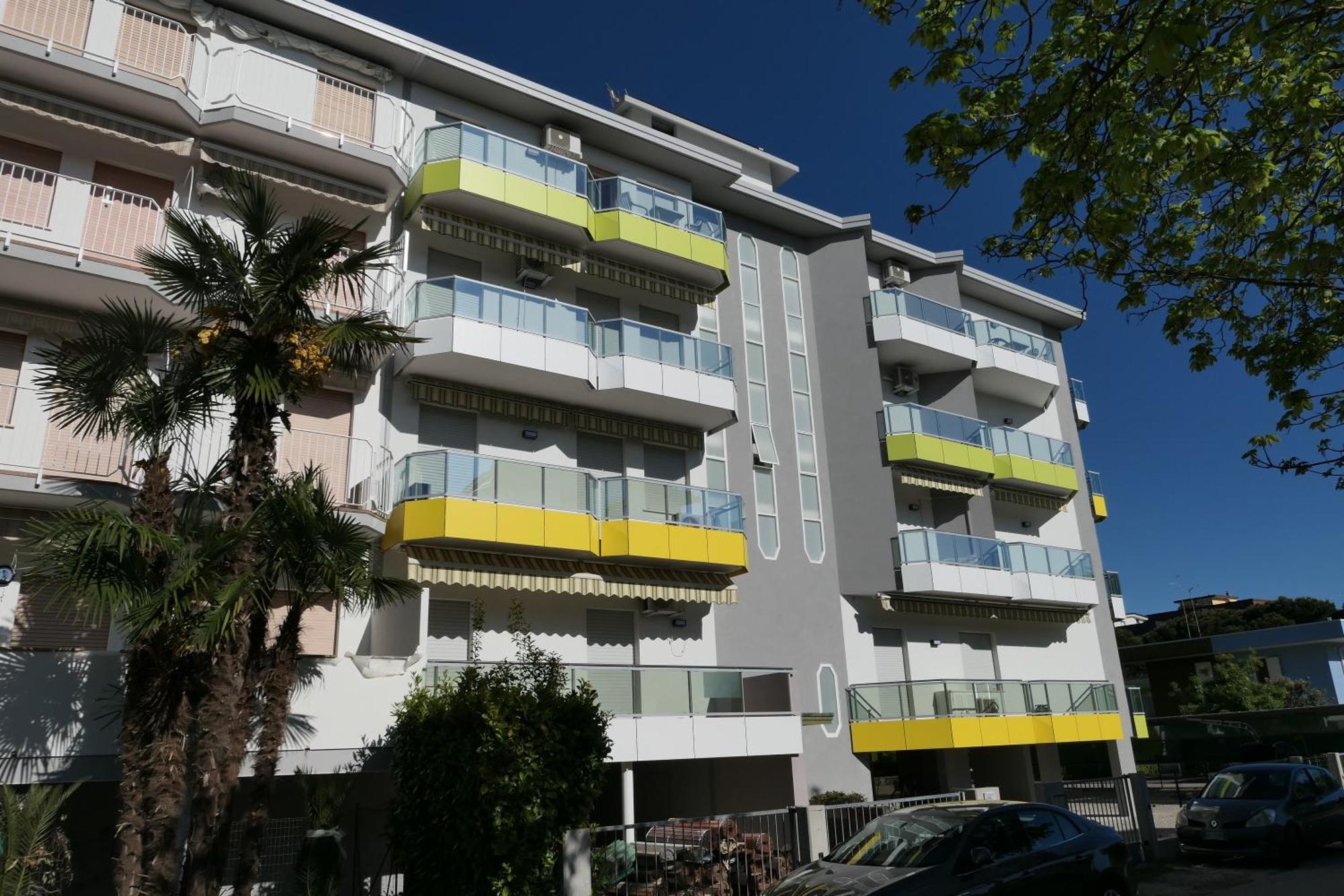 Linz 19 Appartement Bibione Buitenkant foto